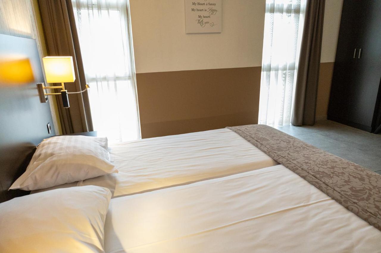 Hotel De Maaskant マースアイク エクステリア 写真