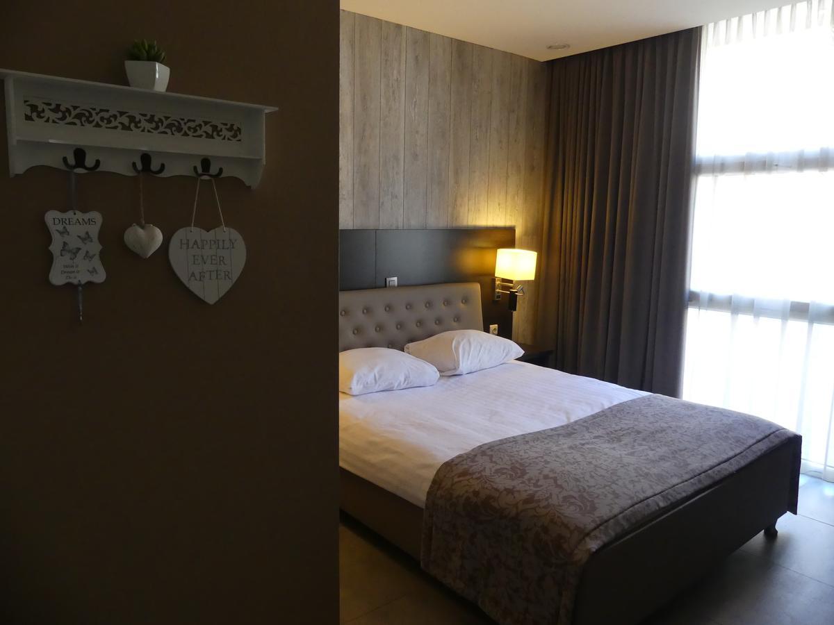 Hotel De Maaskant マースアイク エクステリア 写真